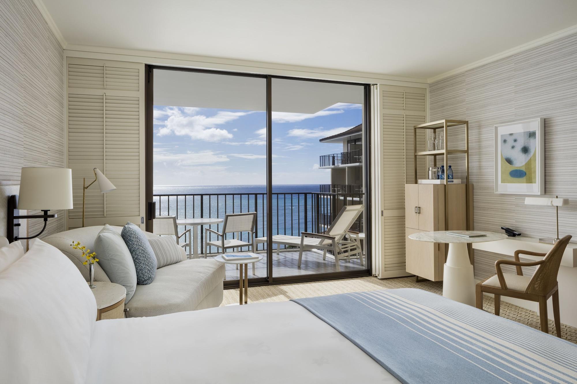 Halekulani - No Resort Fee Honolulu Exterior photo A guest room at the Four Seasons Resort Maui