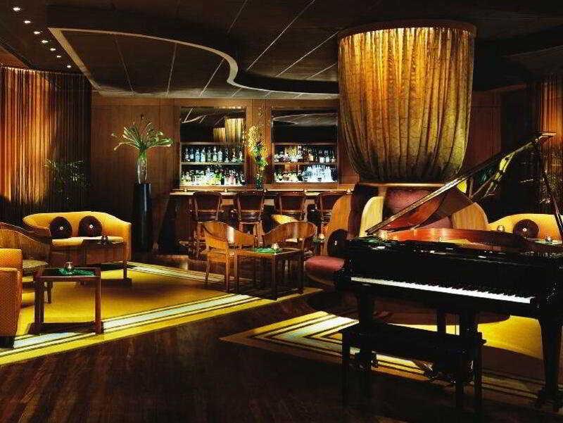 Halekulani - No Resort Fee Honolulu Exterior photo The piano bar at the Mirage