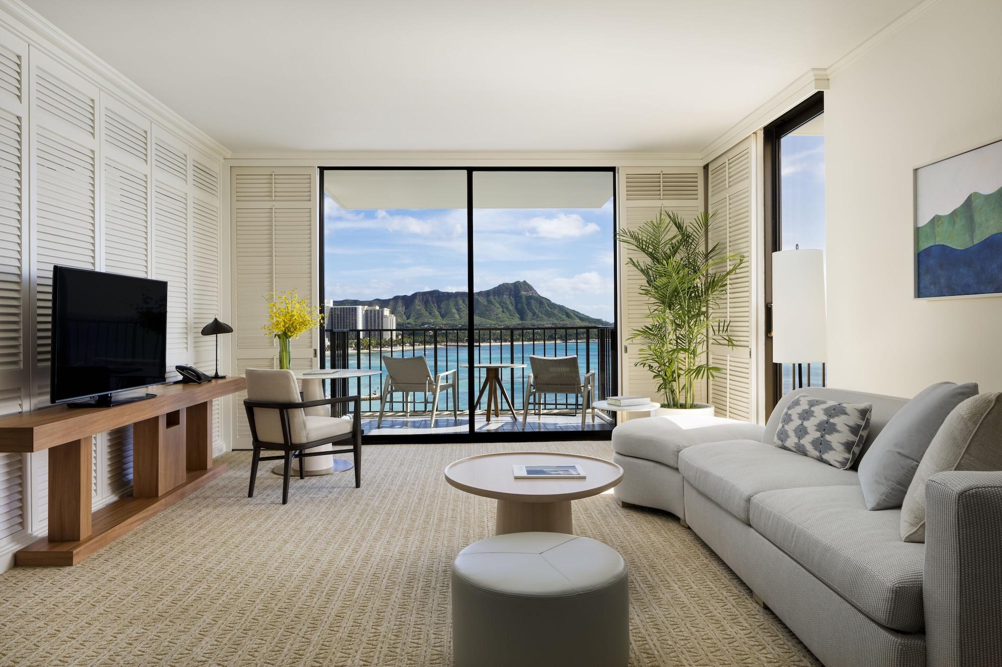 Halekulani - No Resort Fee Honolulu Exterior photo Living room