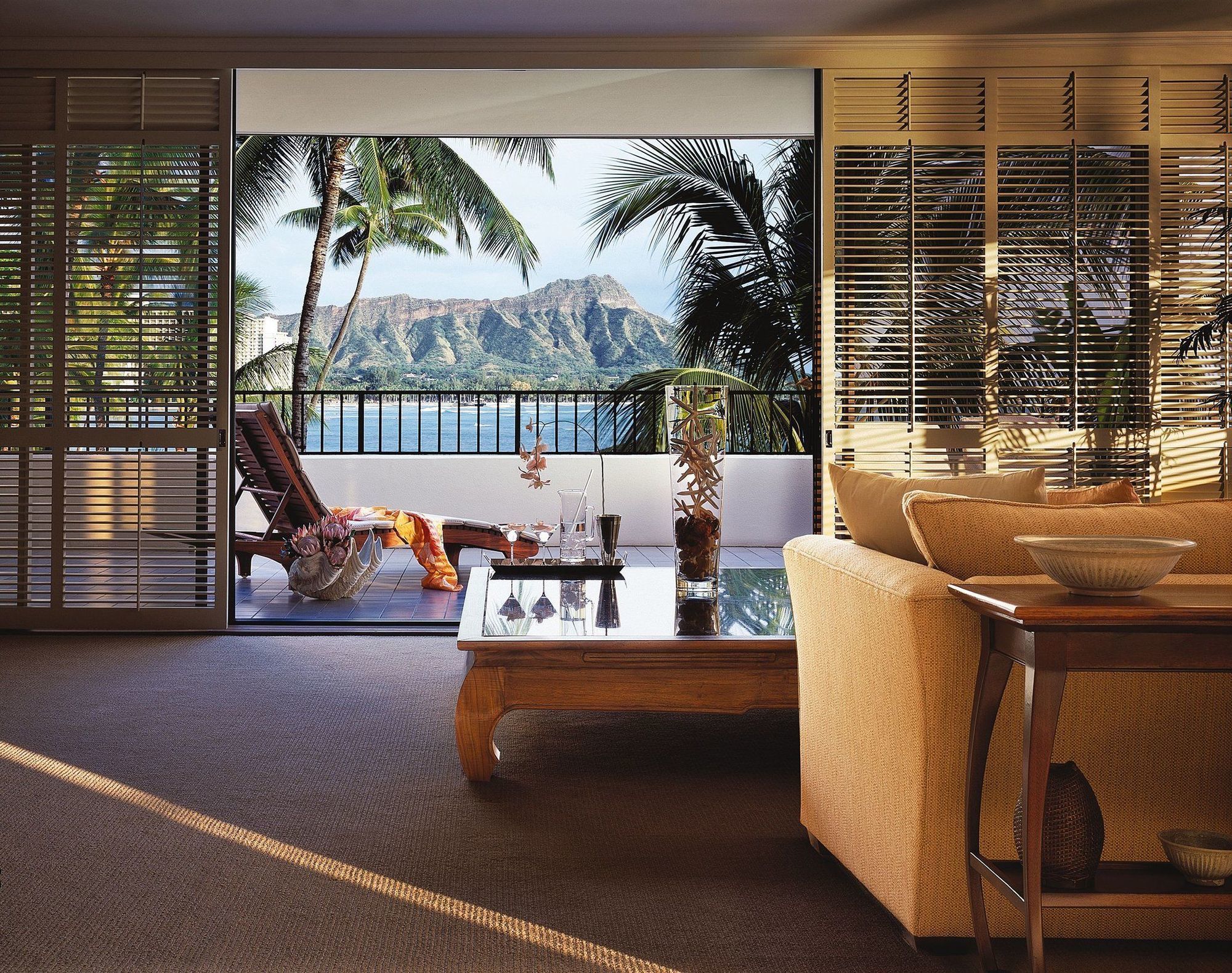 Halekulani - No Resort Fee Honolulu Room photo A suite at the Four Seasons